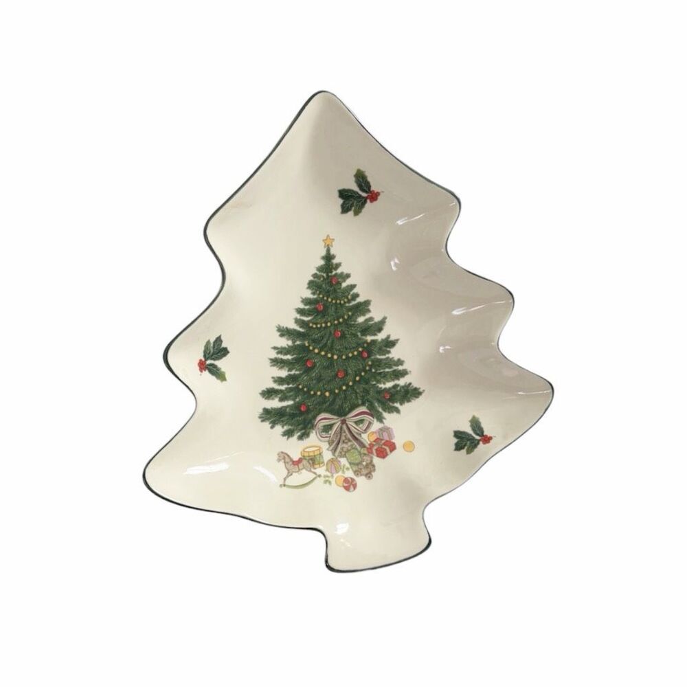 Mikasa Heritage Christmas Story Christmas Tree Plate
